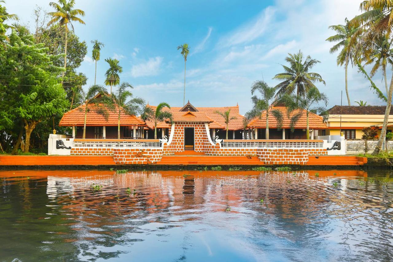 Palmy Lake Resort Alappuzha Eksteriør bilde